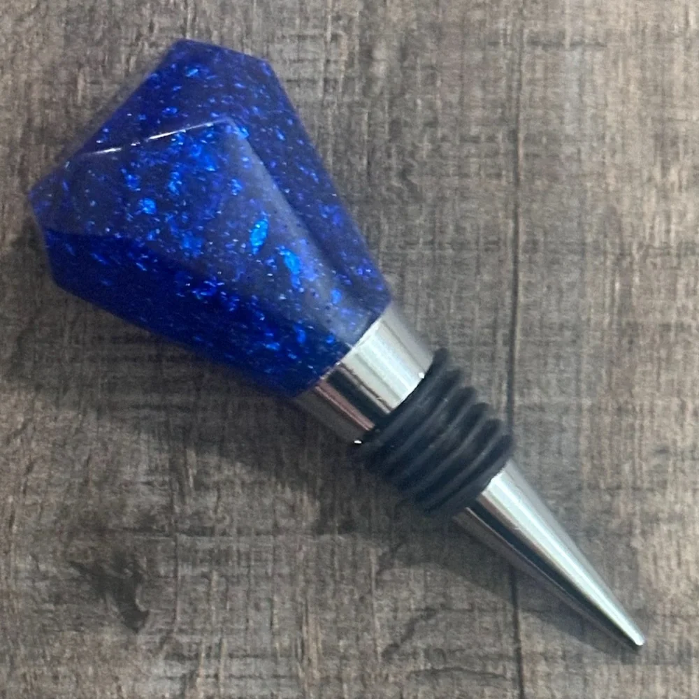 💞 New Blue Glitter Diamond Shaped Jewel Wine Stopper
